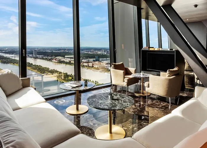 Melia Hotel 5*